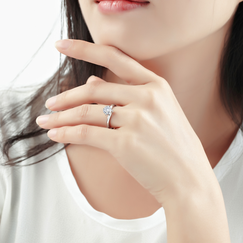 爱守护-暖怀/18K白金钻石女戒 1克拉/I/SI1/GIA双证