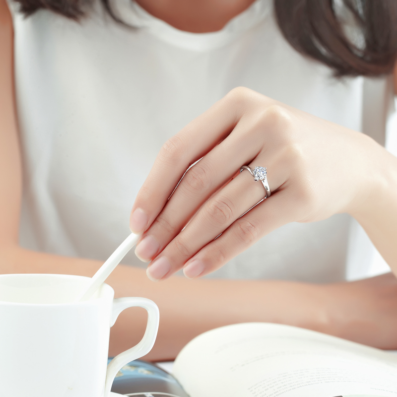 爱守护-暖怀/18K白金钻石女戒 1克拉/I/SI1/GIA双证
