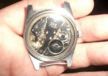 手表上的钻石是什么钻?是真钻石吗?