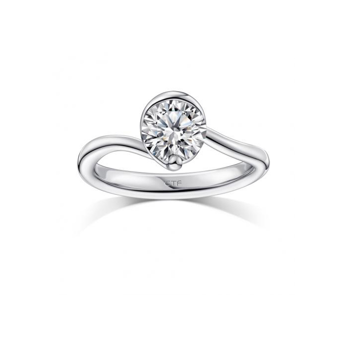 周大福钻戒/One Love铂金美钻戒指