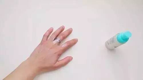 戒指和手镯取不下来