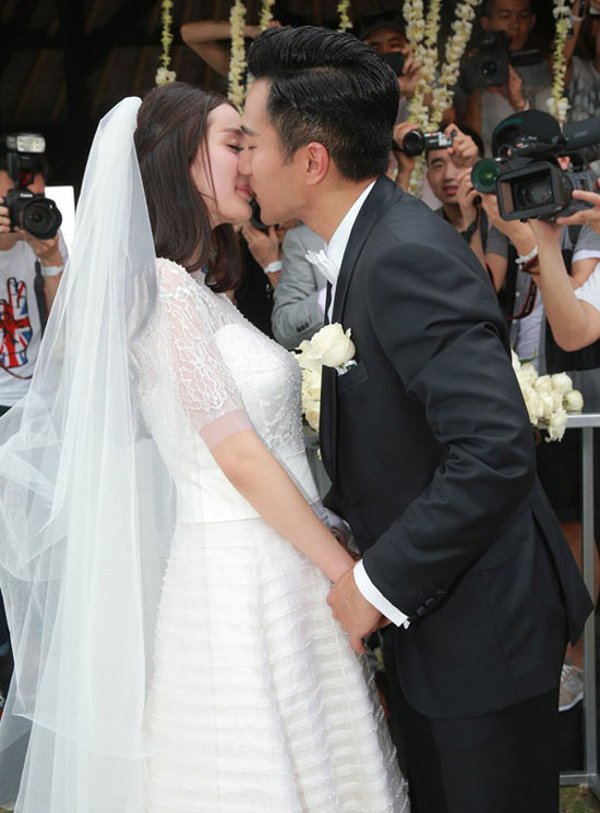 杨幂刘恺威结婚照