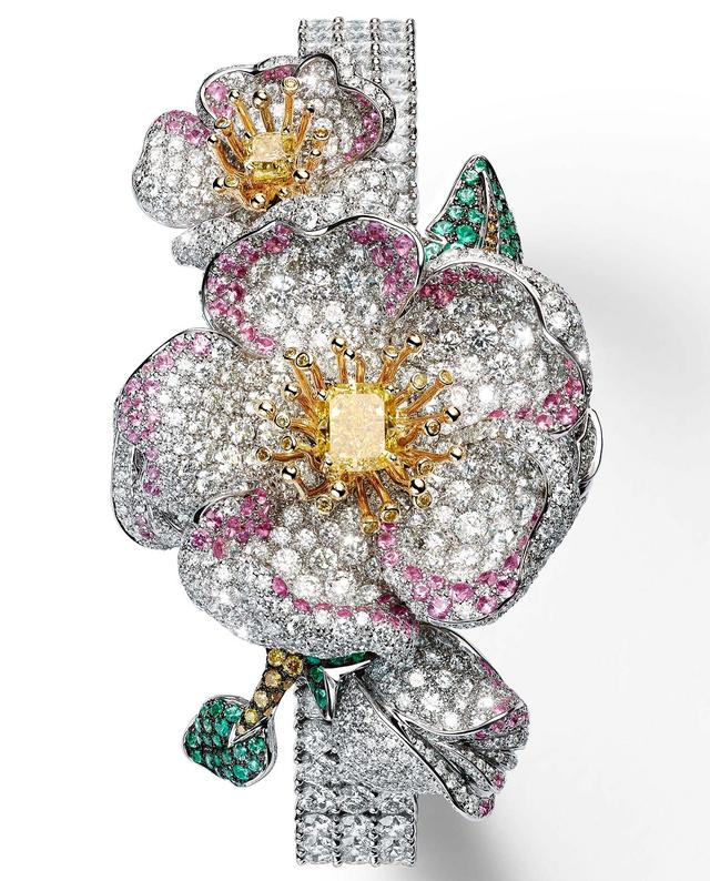 Giampiero Bodino推出高级珠宝腕表新作：水仙花