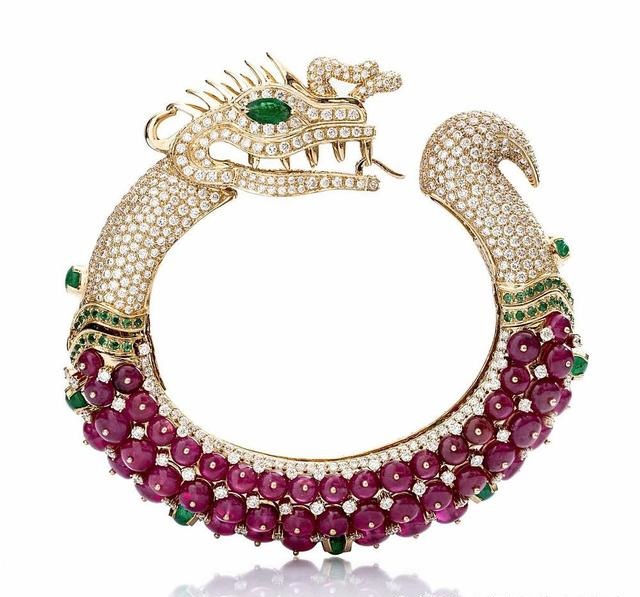 印度珠宝品牌Farah Khan推出珠宝系列：「Le Jardin Exotique」