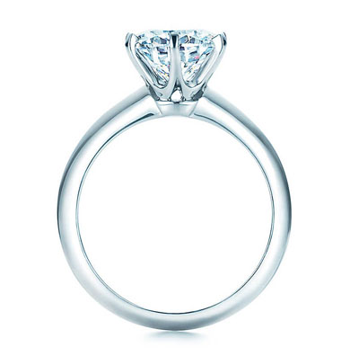 Tiffany® Setting系列订婚钻戒