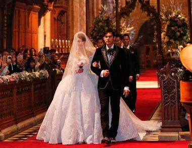 周杰伦昆凌大婚服装首饰大盘点