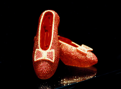 Harry Winston’s Ruby Slippers哈利温斯顿红宝石鞋