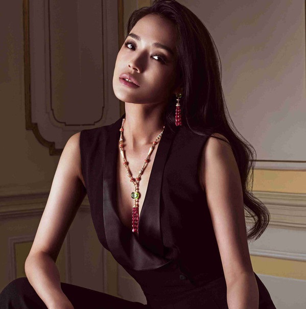 舒淇演绎宝格丽 (Bulgari) 全新风格大片