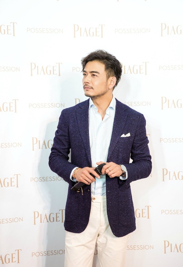 杨烁佩戴伯爵珠宝