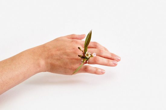 花环戒指