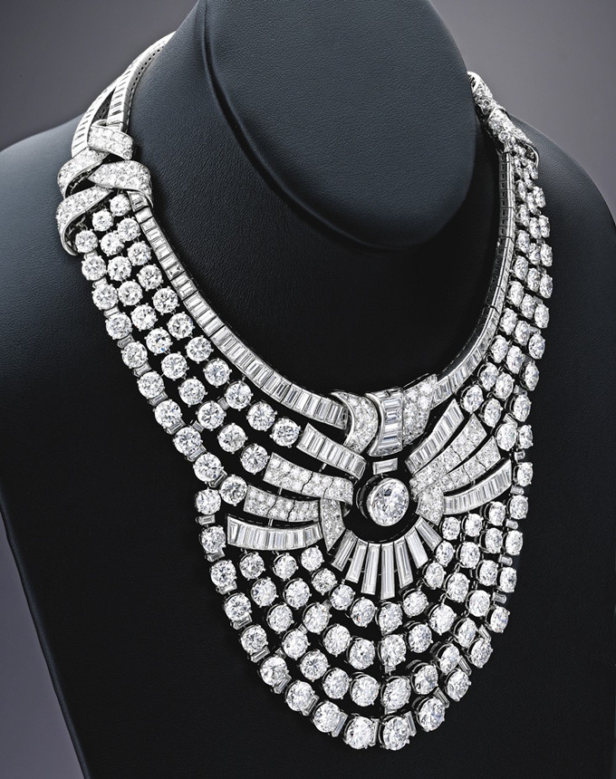 Van Cleef & Arpels梵克雅宝铂金钻石项链