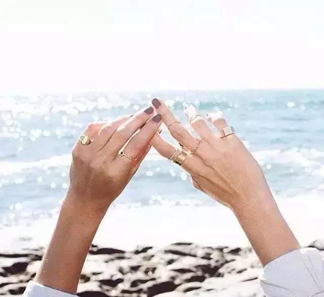 戒指怎么戴好看