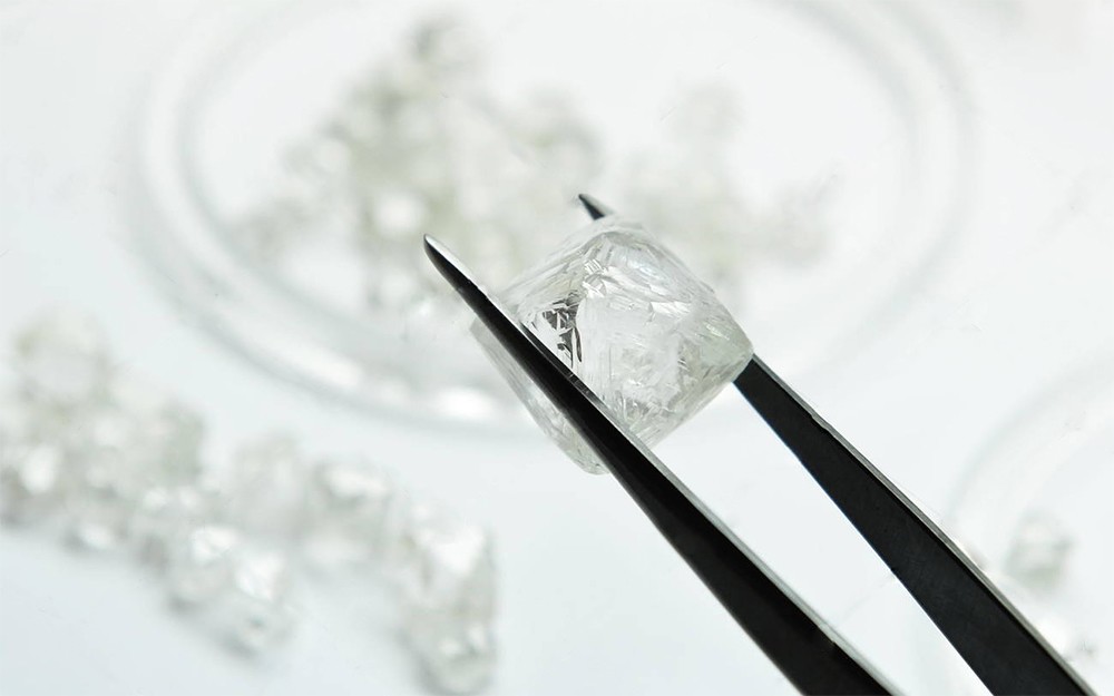 Alrosa 2016年钻石总销量4000万克拉，增幅达33%