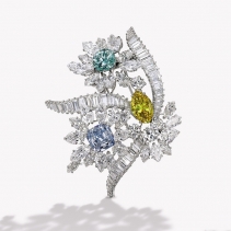 Bulgari 宝格丽彩色钻石胸针