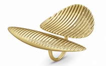 Georg Jensen 推出 Lamellae 珠宝新作：Zaha Hadid 建筑风格
